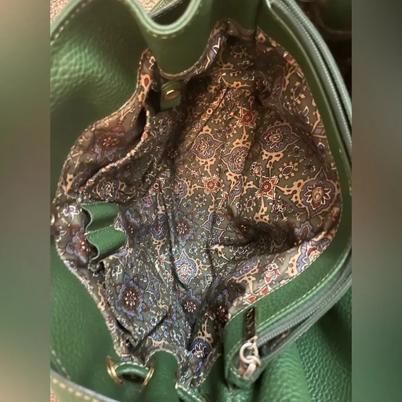 Green Leather MAXX Shoulder Bag - Picture 7 of 10